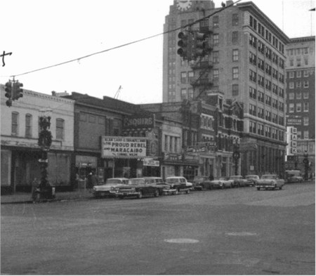 Lansing Theatre - Vintage Pic